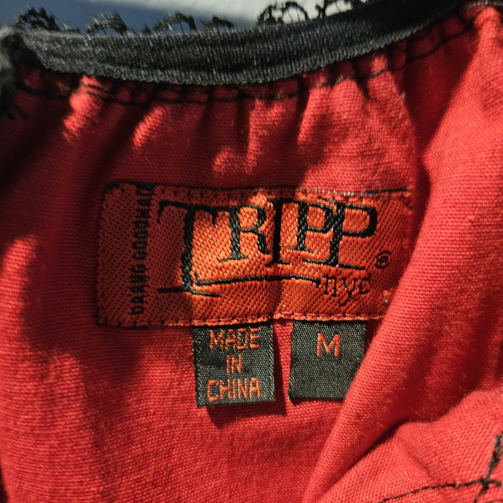 RARE Tripp NYC Vibrant Red and Black Top - Picture 2 of 6